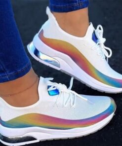 נעלי ספורט לנשימה שרוכים