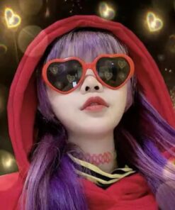 משקפי שמש גדולים בצורת לב לנשים